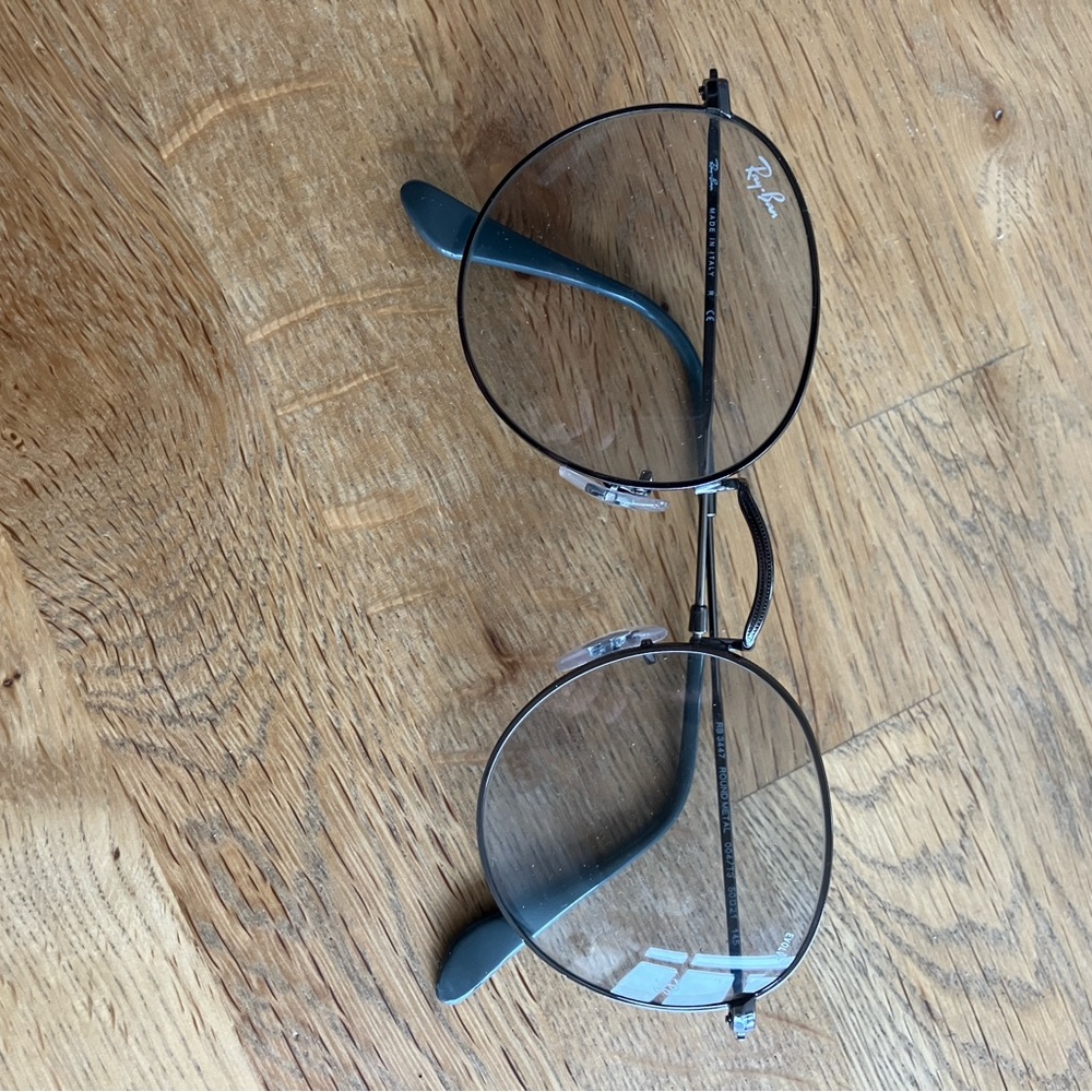 Ray-Ban Round Metal Glasses